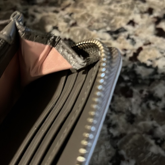 Coach - Picture 5 of 11